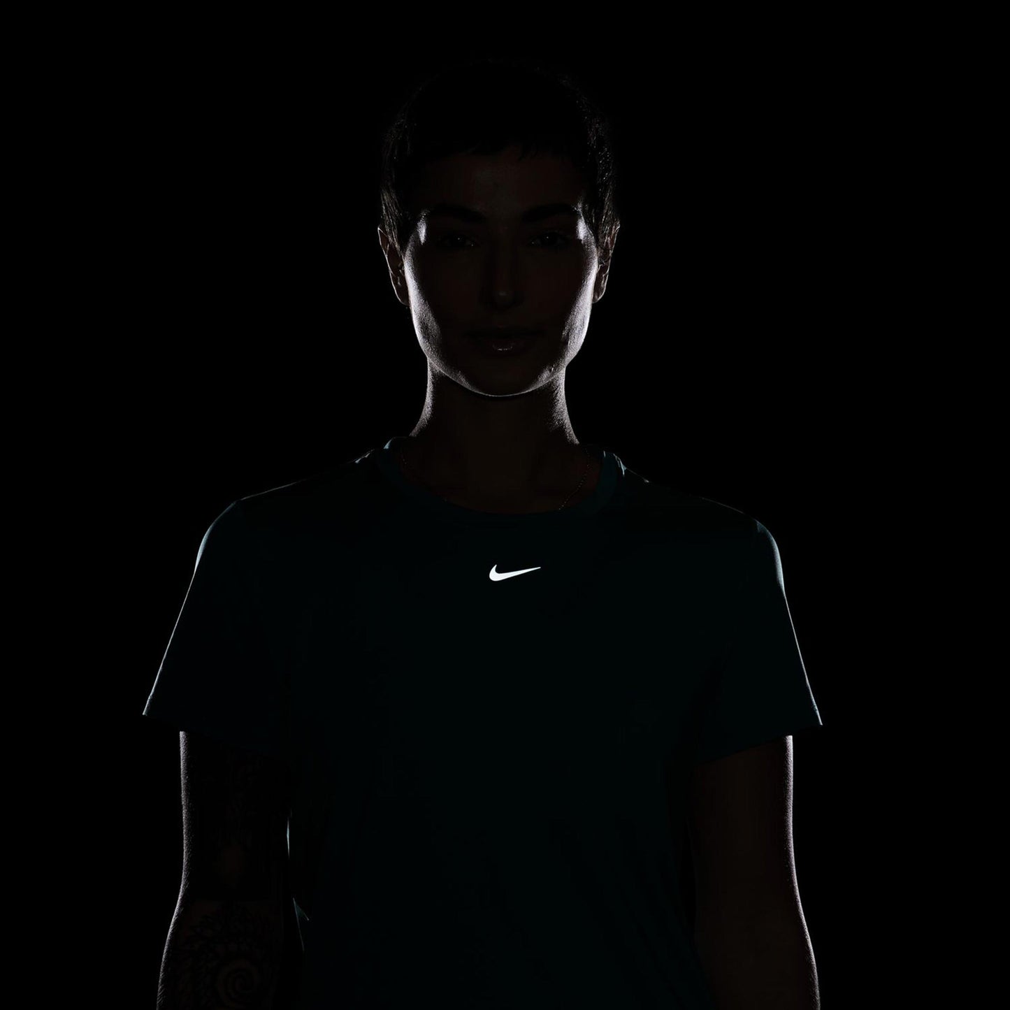 0044675806700000_17.jpg