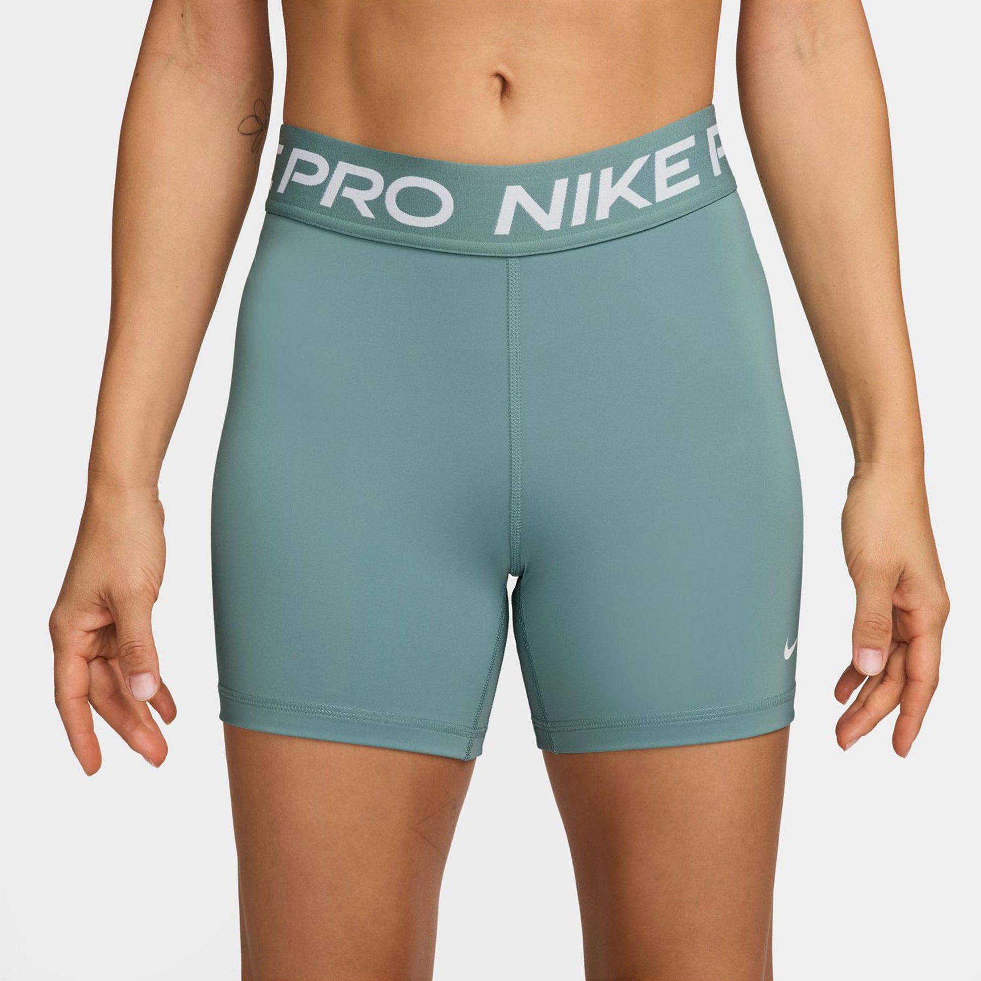 Nike Pro 365 5in Shorts Mujeres-Salvia