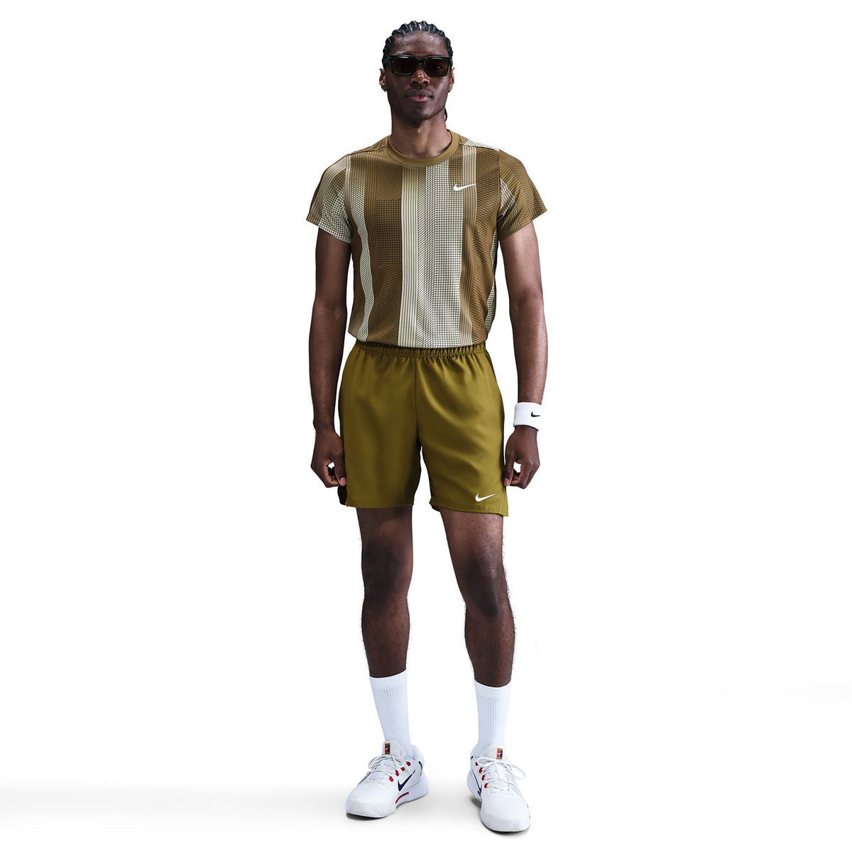 Nike Court Victory Dri-Fit 7in Shorts Hombres - oliva