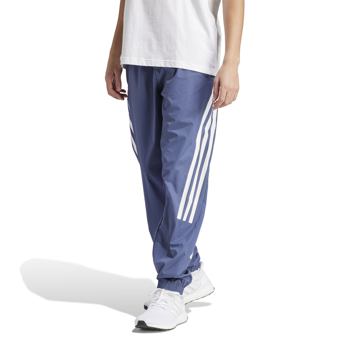 adidas Future Icon Woven Pantalón de entrenamiento Hombres - azul, blanco