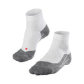 RU4 Endurance Short Calcetines para correr Hombres - blanco, gris
