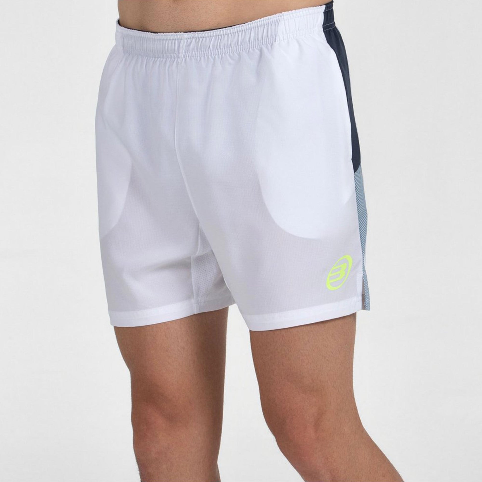 Bullpadel Legar Shorts Hombres-Blanco