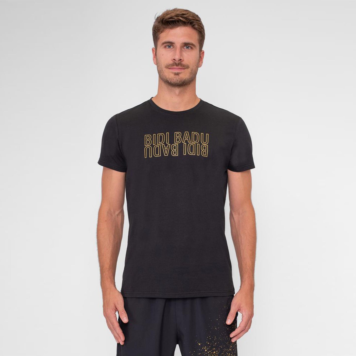 BIDI BADU Paris 2024 Chill Camiseta de manga corta Hombres - negro, dorado