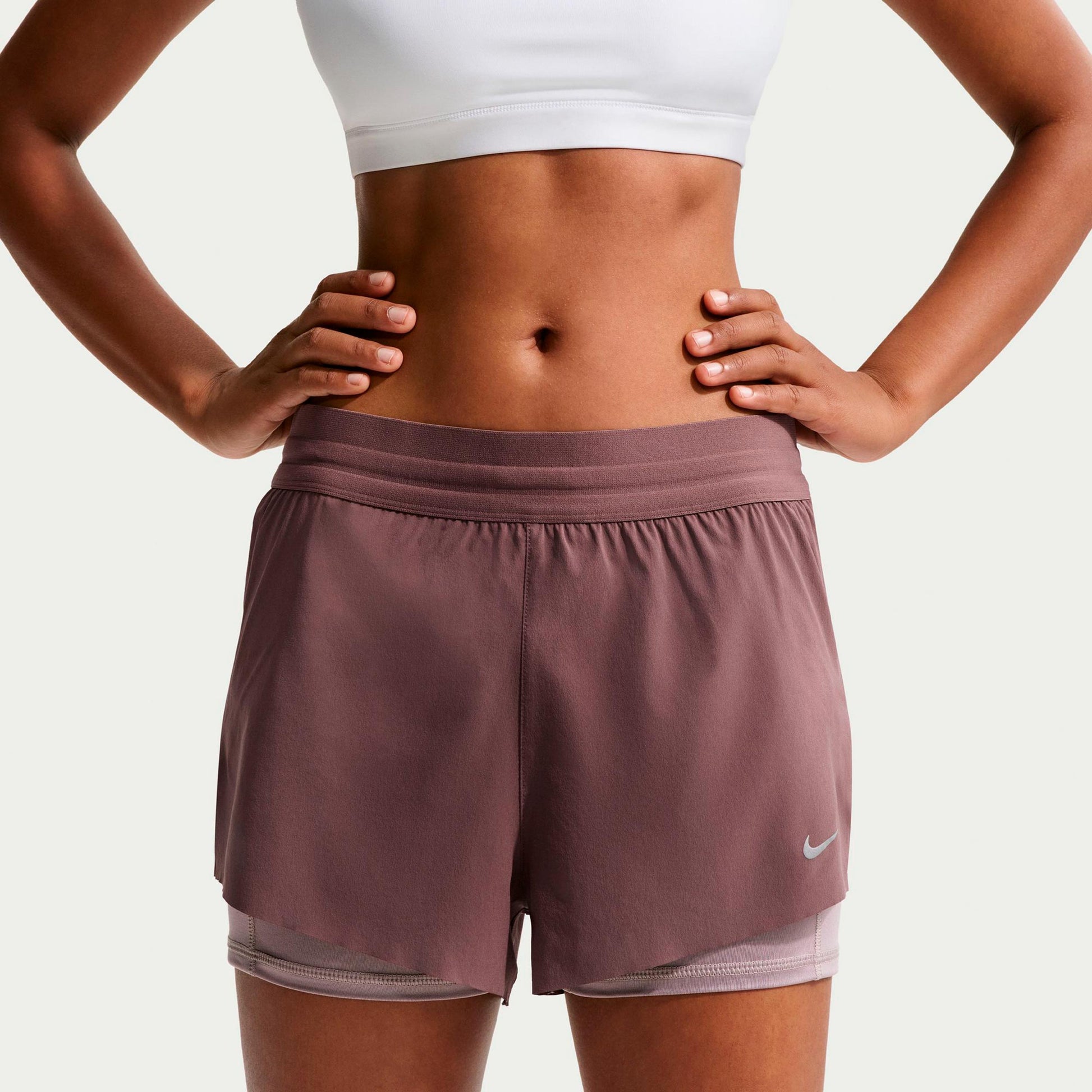 Nike Swift 2in1 Pantalones cortos Mujeres - marrón, lila