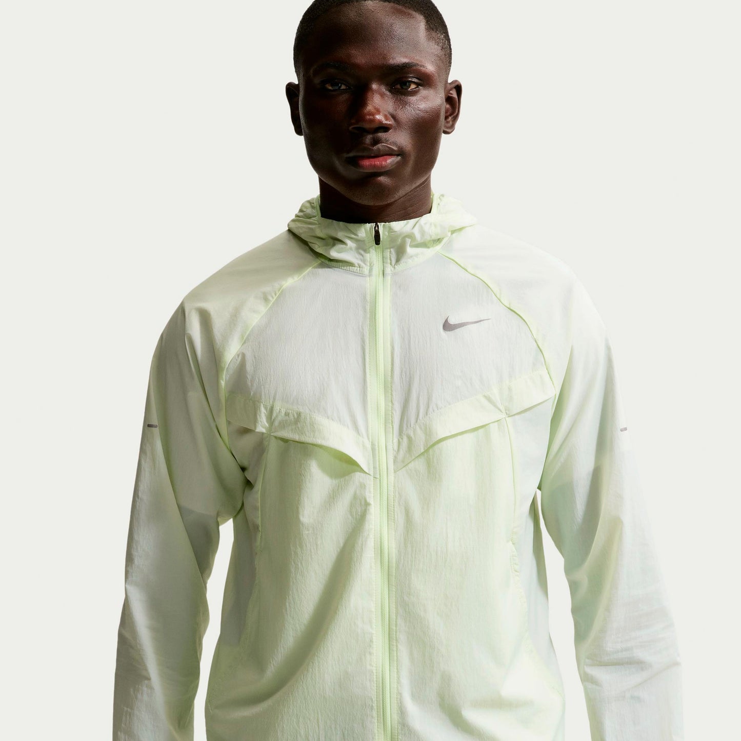 Nike Stride Chaqueta para correr Hombres - amarillo, plateado