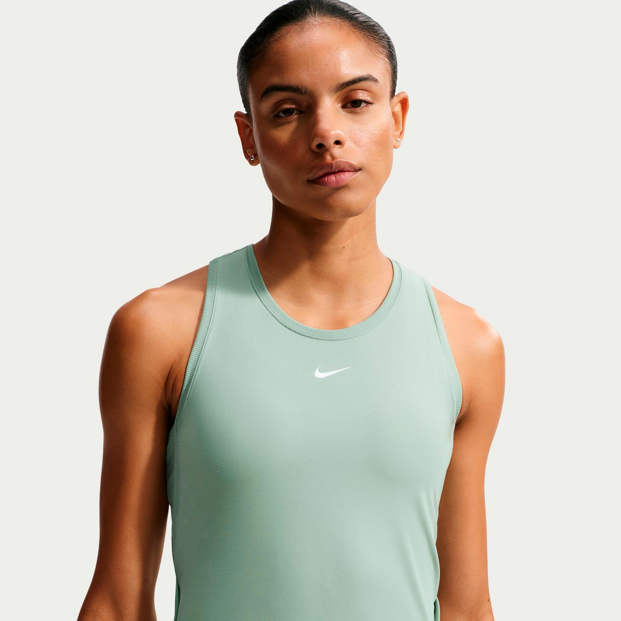Nike Dri-FIT Victory Camiseta de tirantes Mujeres - verde gris, blanco