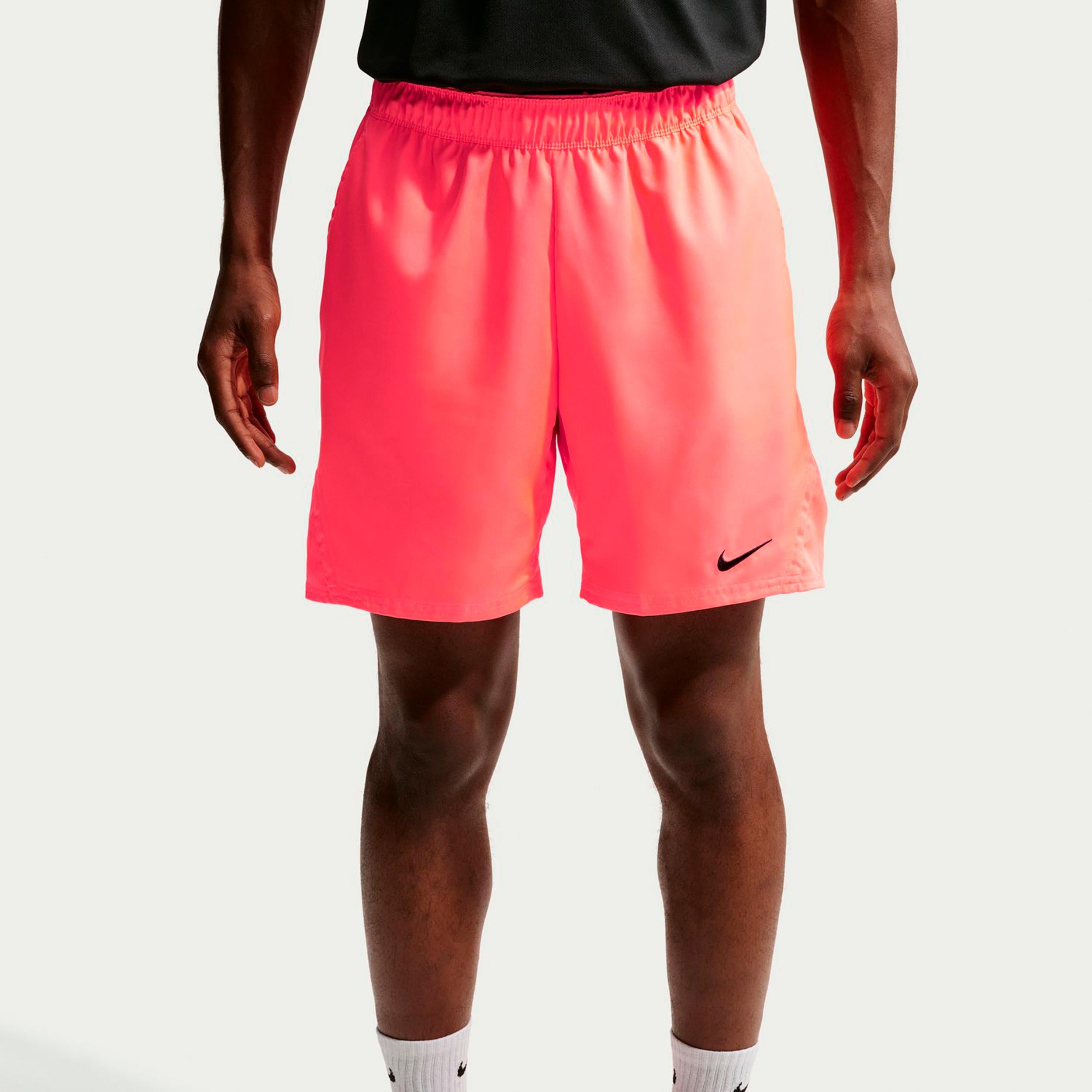Nike Court Victory Dri-Fit 7in Shorts Hombres - coral, negro