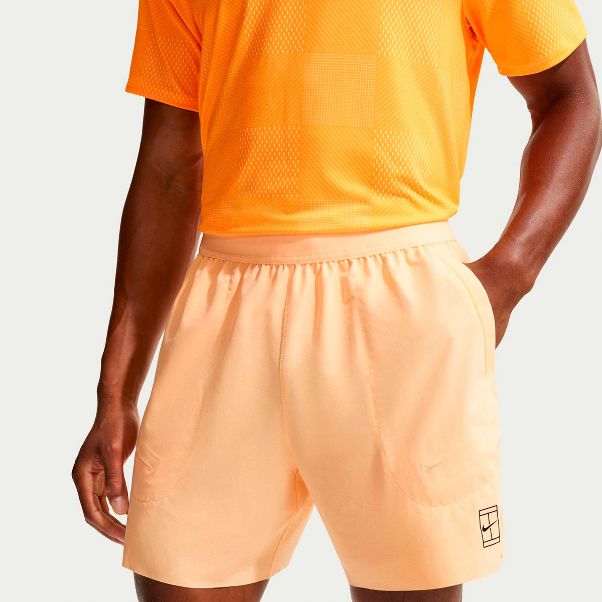 Nike Carlos Alcaraz Court Dri-FIT Advantage 6in Shorts Hombres-amarillo