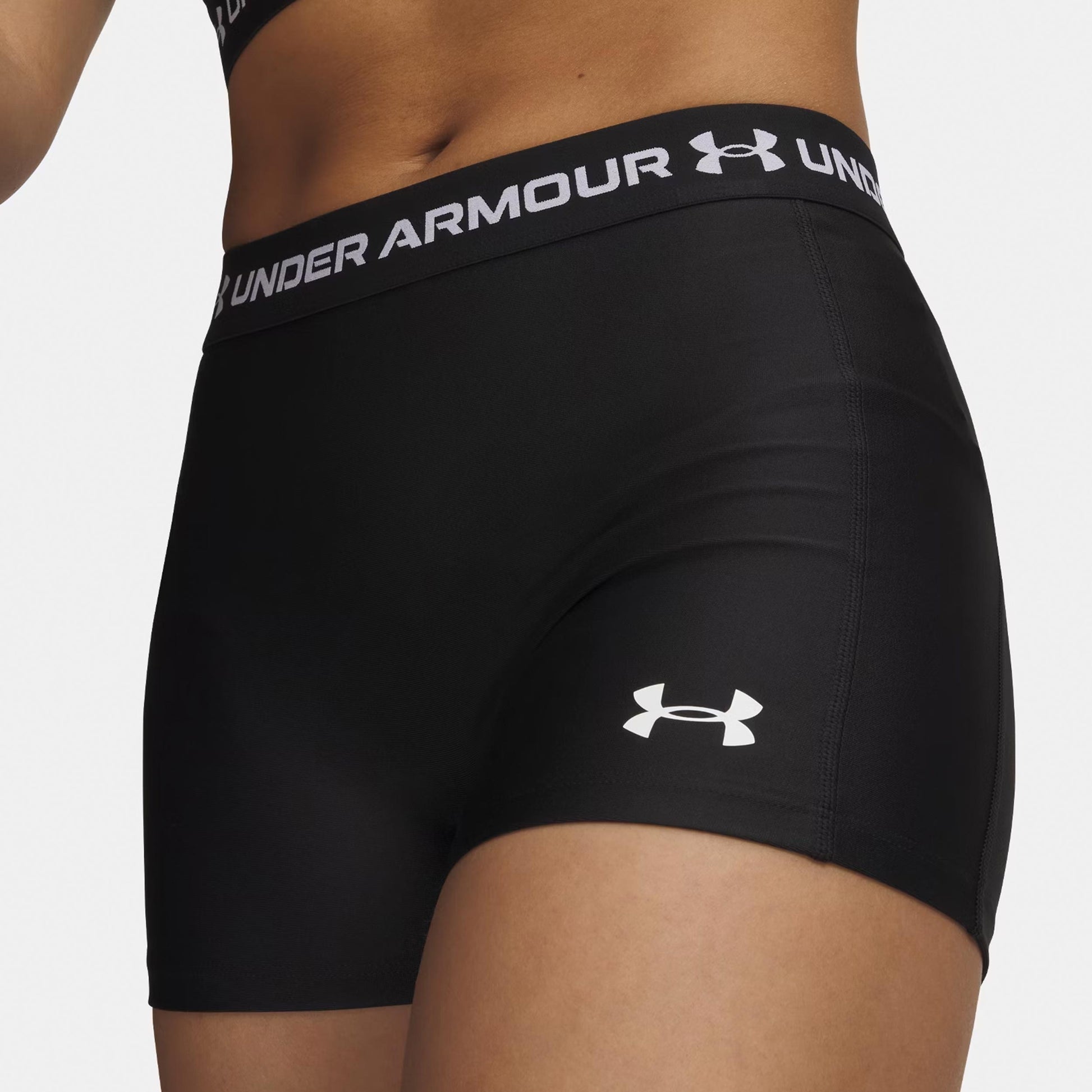 Under Armour HeatGear Shorts Mujeres-negro, blanco