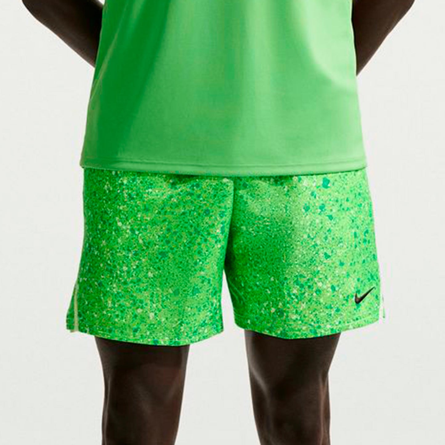 Nike Court Dri-Fit Victory 7in Shorts Hombres-verde
