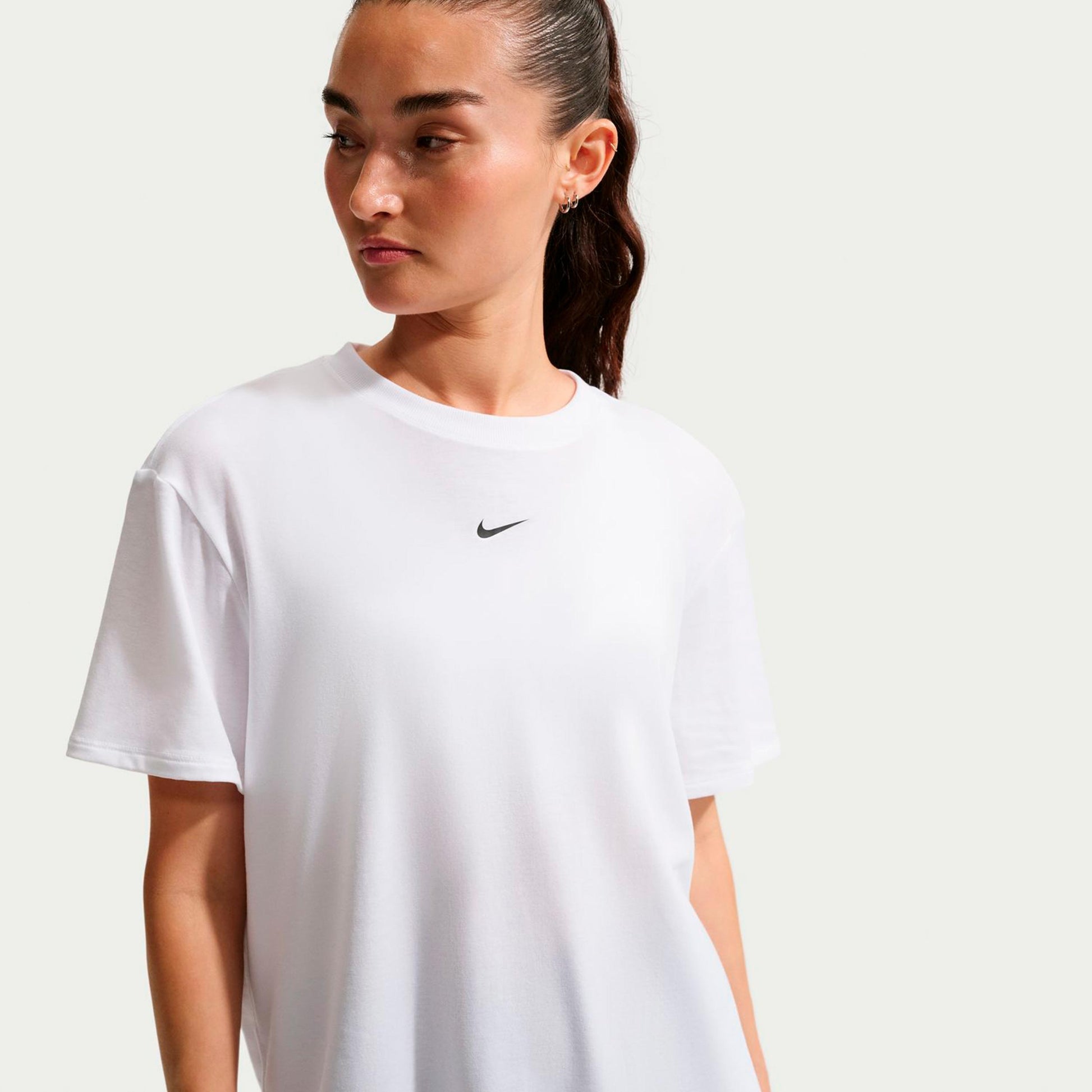 Nike One Relaxed Dri-Fit  Camiseta de manga corta Mujeres-blanco