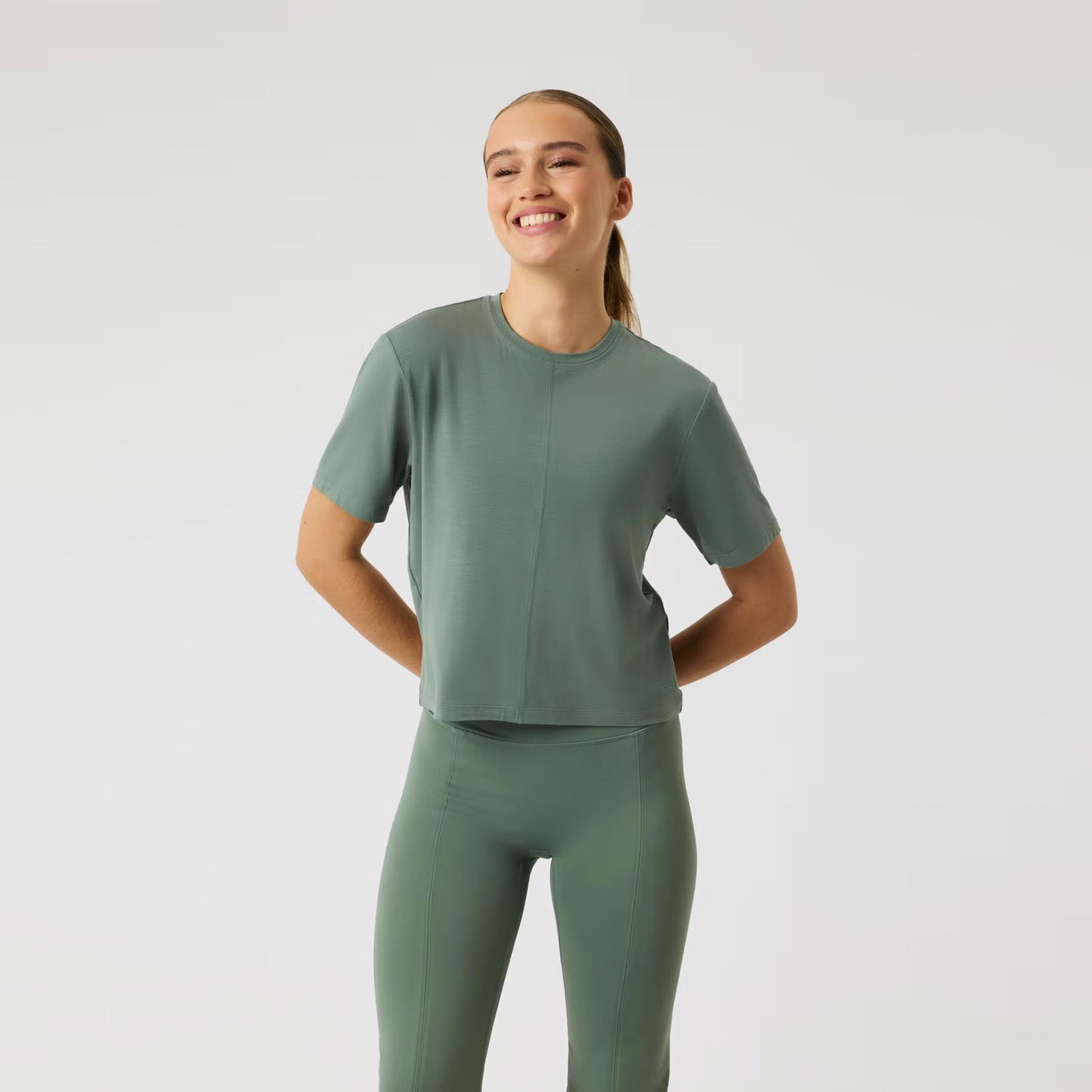 Björn Borg Studio Soft Cropped Camiseta de manga corta Mujeres - salvia