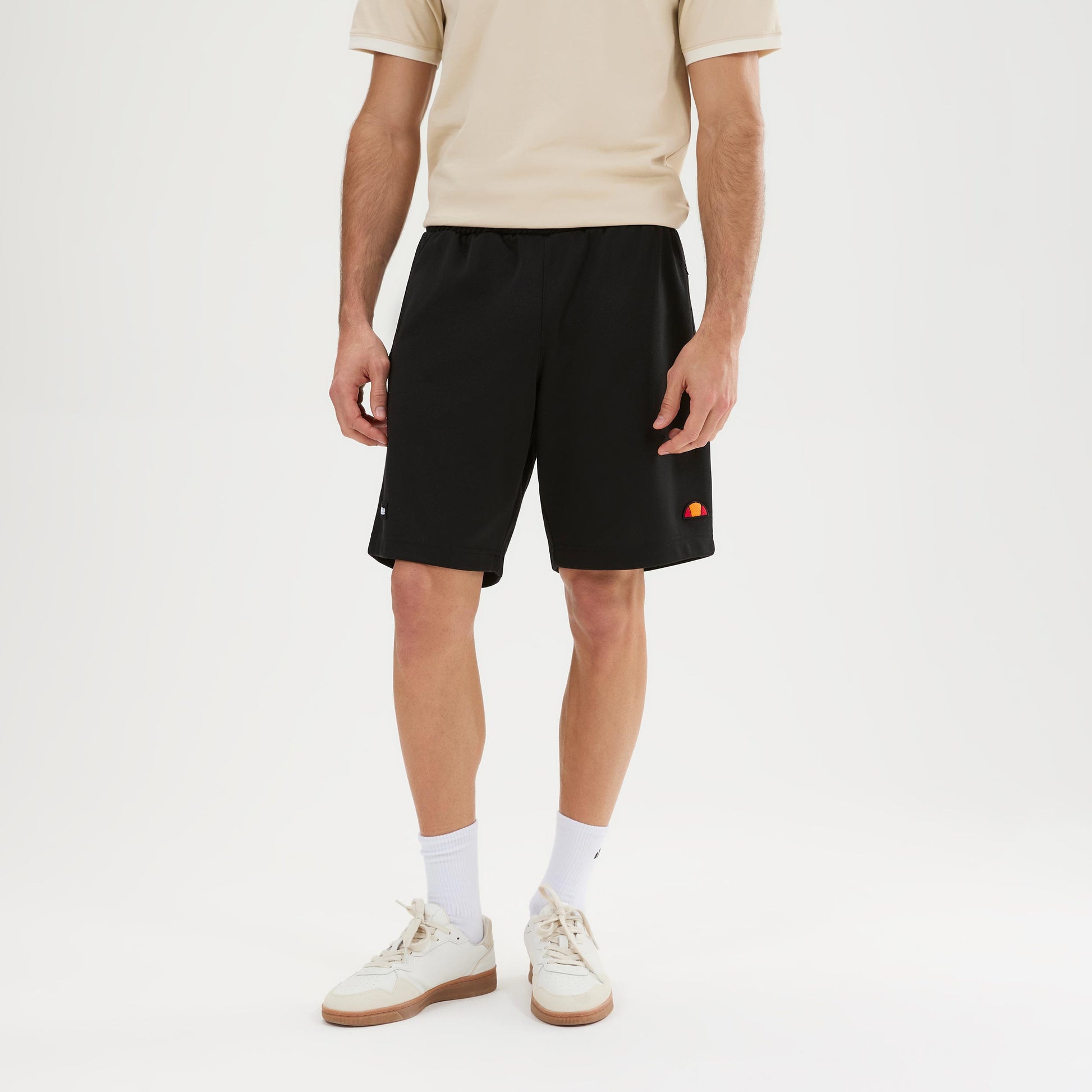 Ellesse Bertoni Shorts Hombres - negro