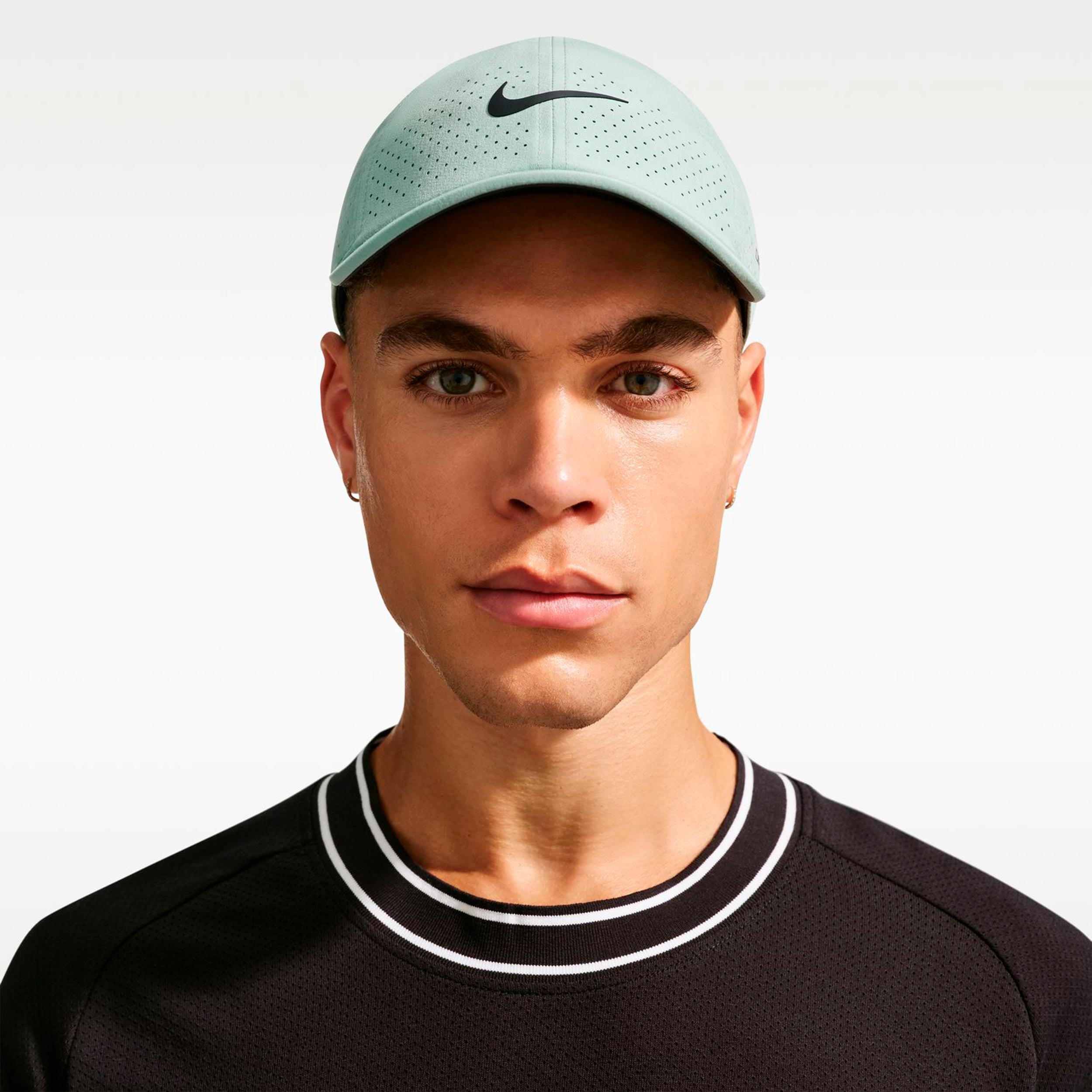 Nike Dri-Fit Advantage Club Gorra Unisex - blanco rot, negro