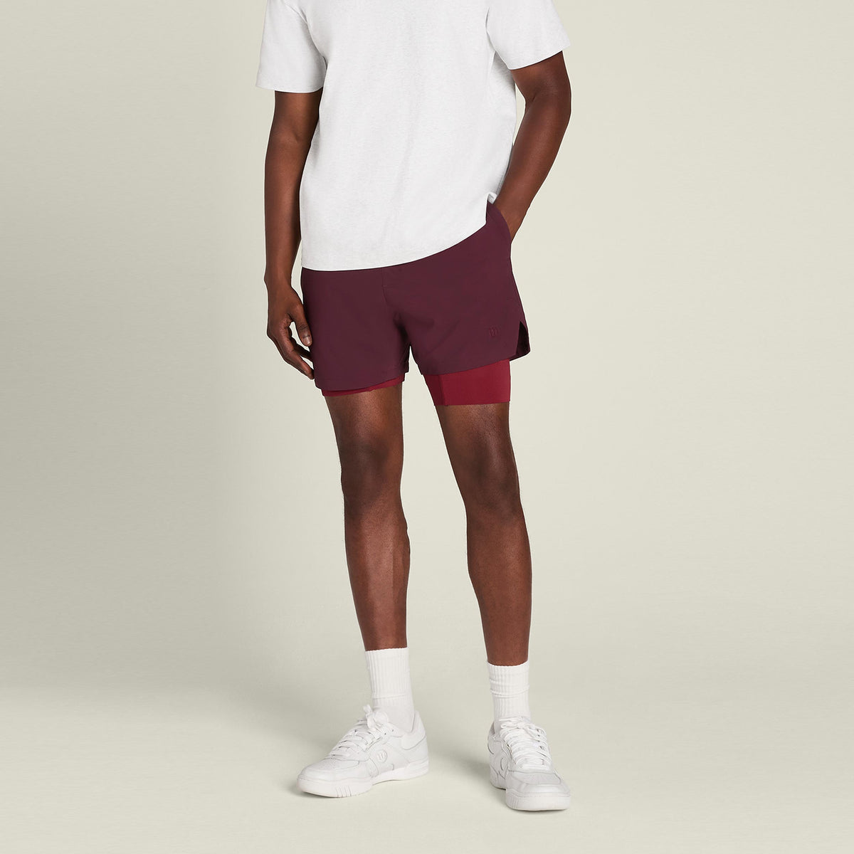Wilson Set Point 7in Lined Shorts Hombres - violeta, rojo oscuro
