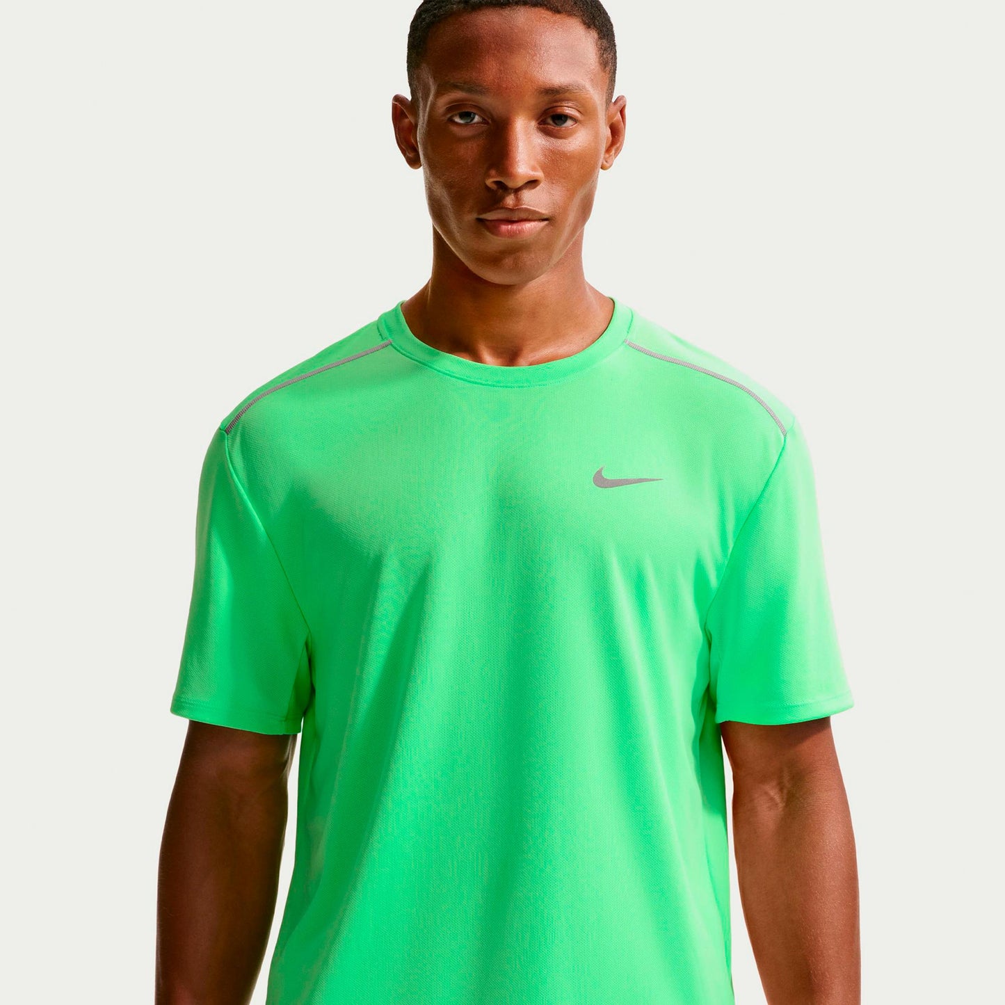 Nike Miler  Camiseta de running Hombres - verde, plateado