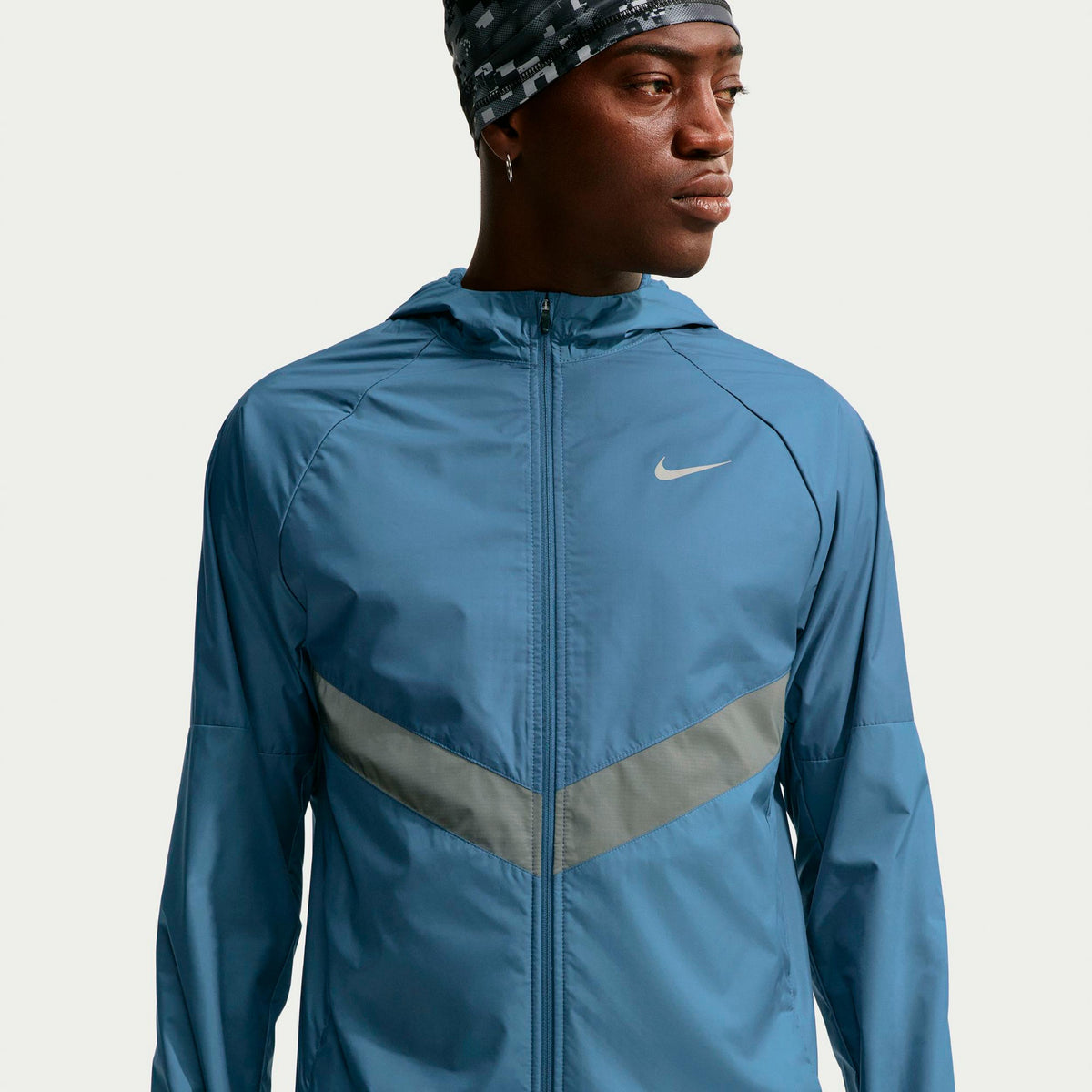 Nike Miler Therma-Fit  Chaqueta para correr Hombres - azul-gris, plateado