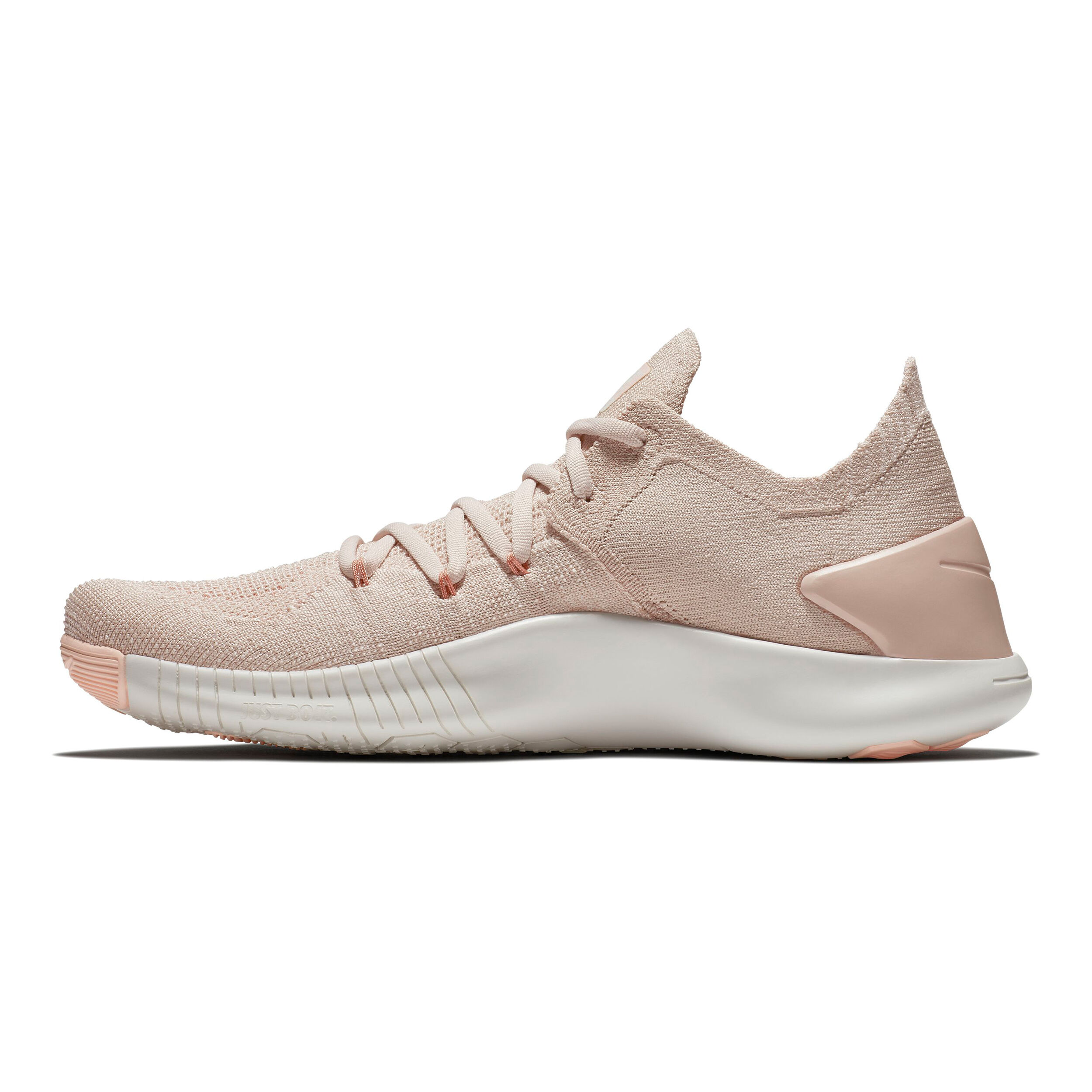 Buy Nike Free Flyknit 3 Zapatilla De Entrenamiento Mujeres Beige Rosa online Tennis Point ES