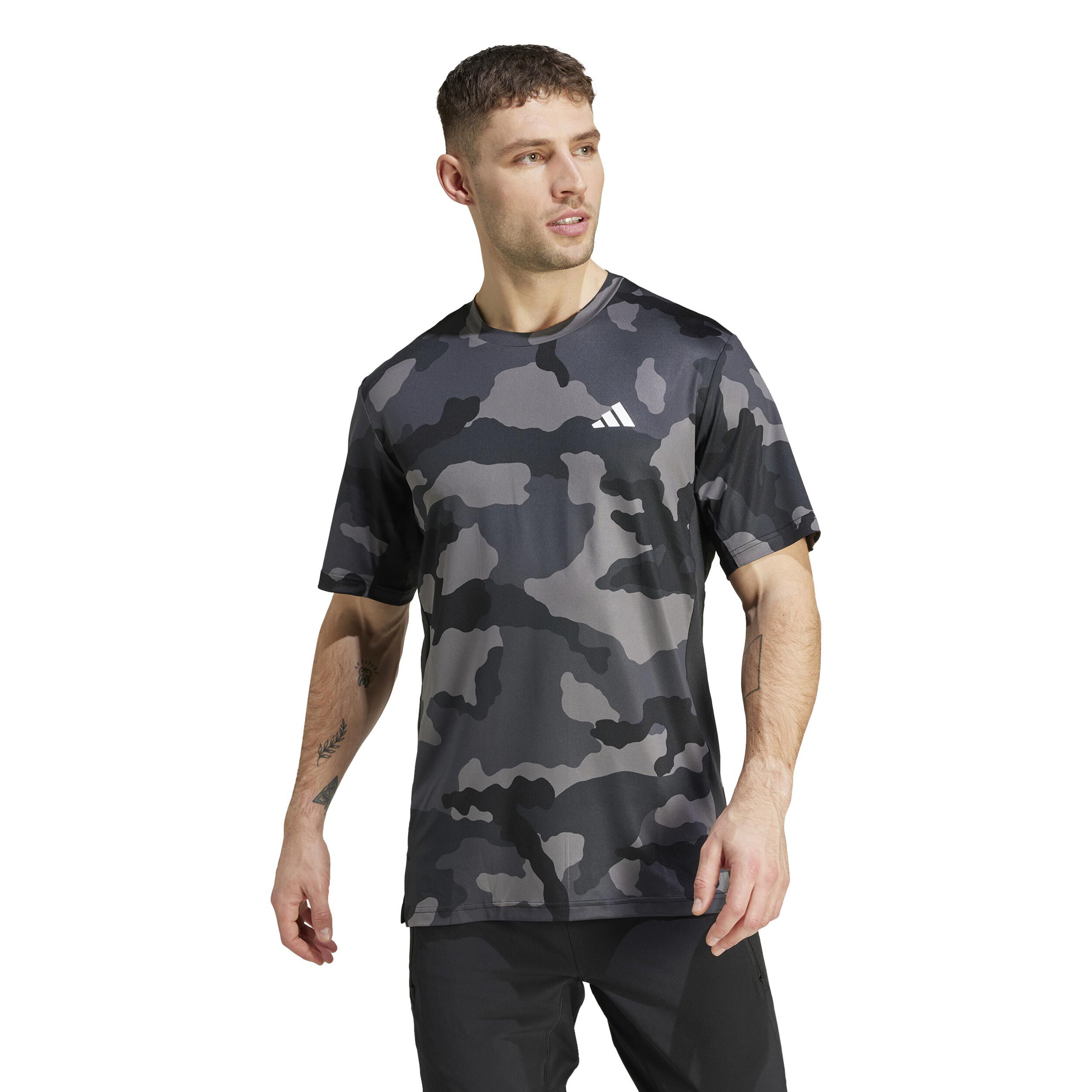 Camiseta adidas camuflaje 2025