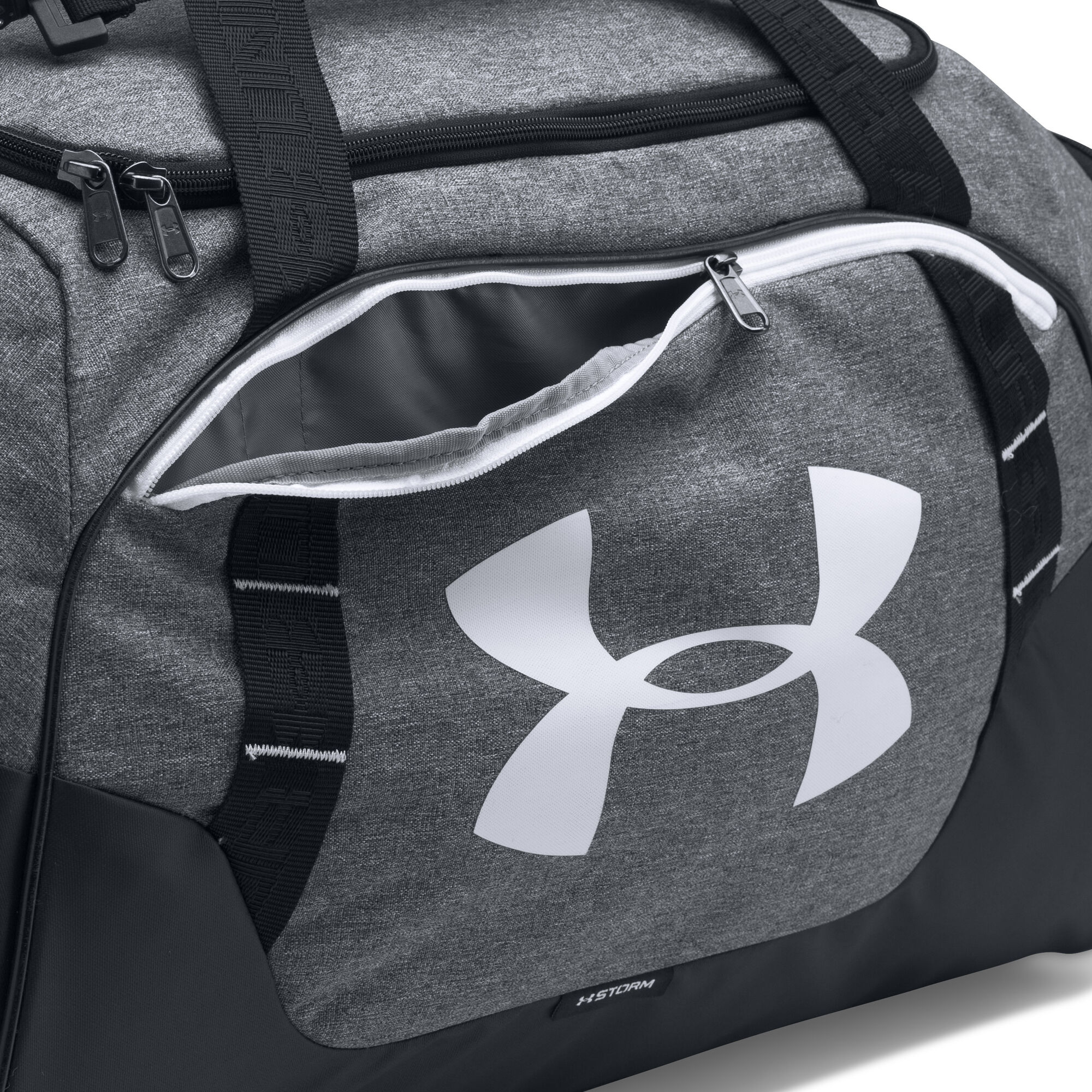 Under Armour Undeniable MD Deporte - Gris, Negro compra online | Tennis-Point