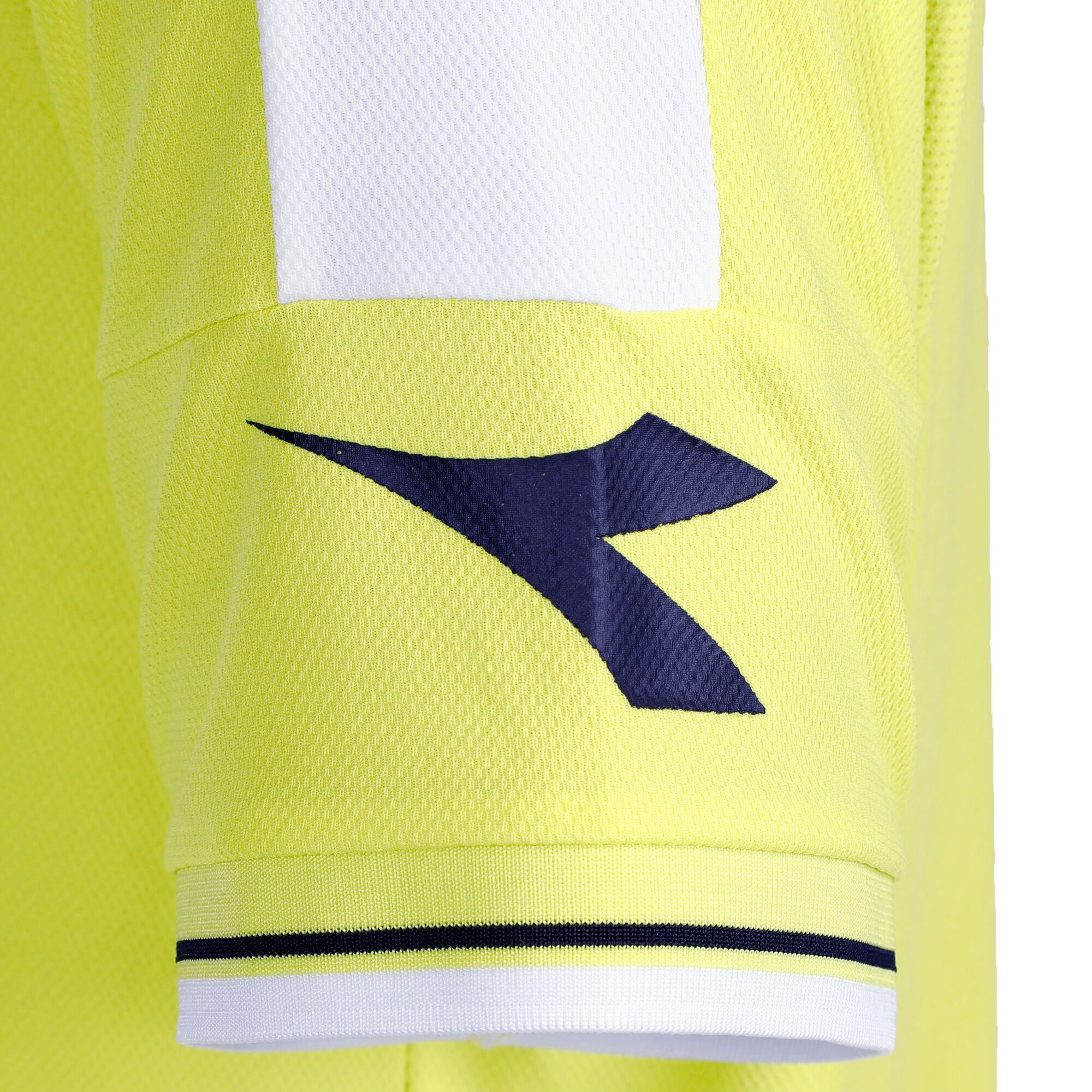Diadora