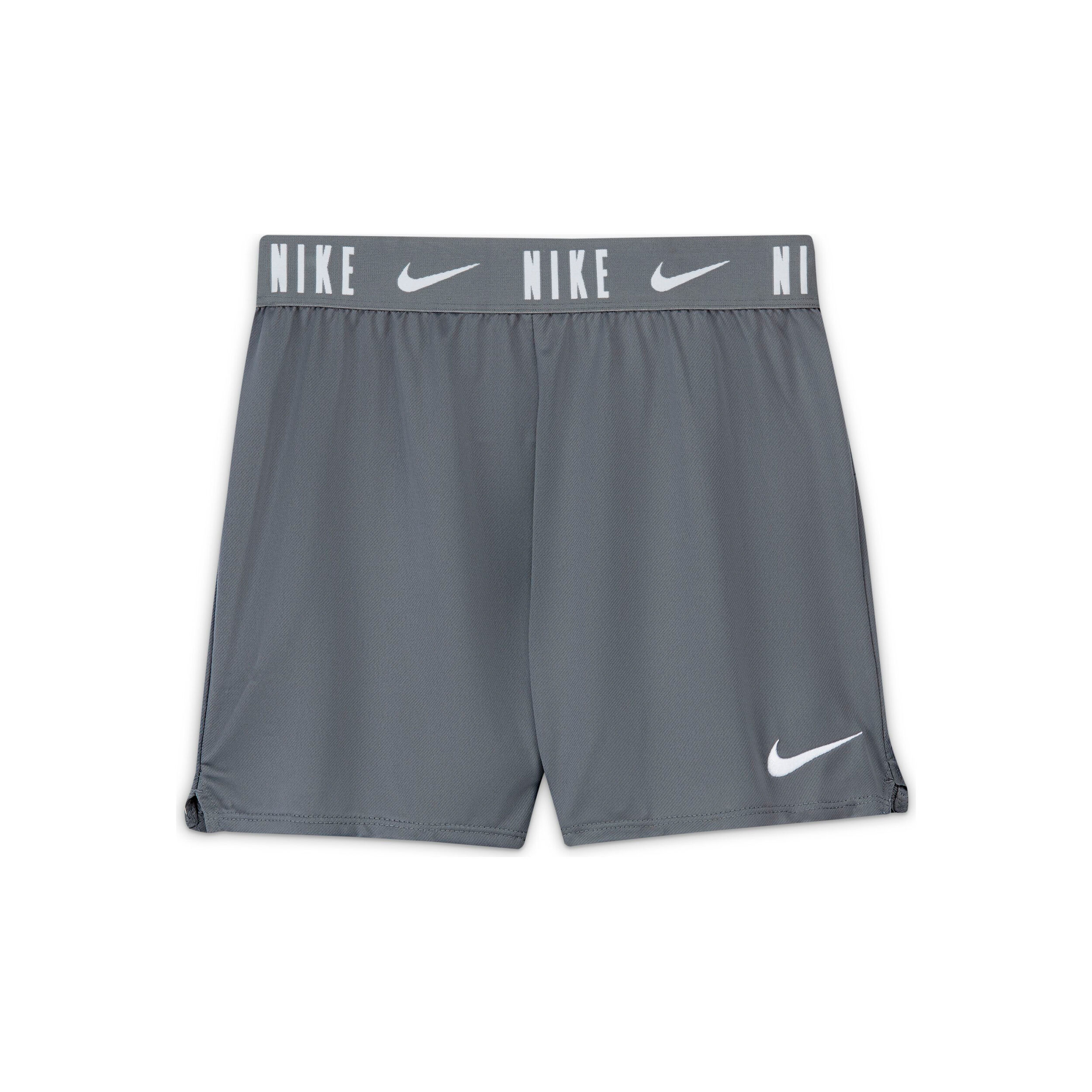 short nike trophy