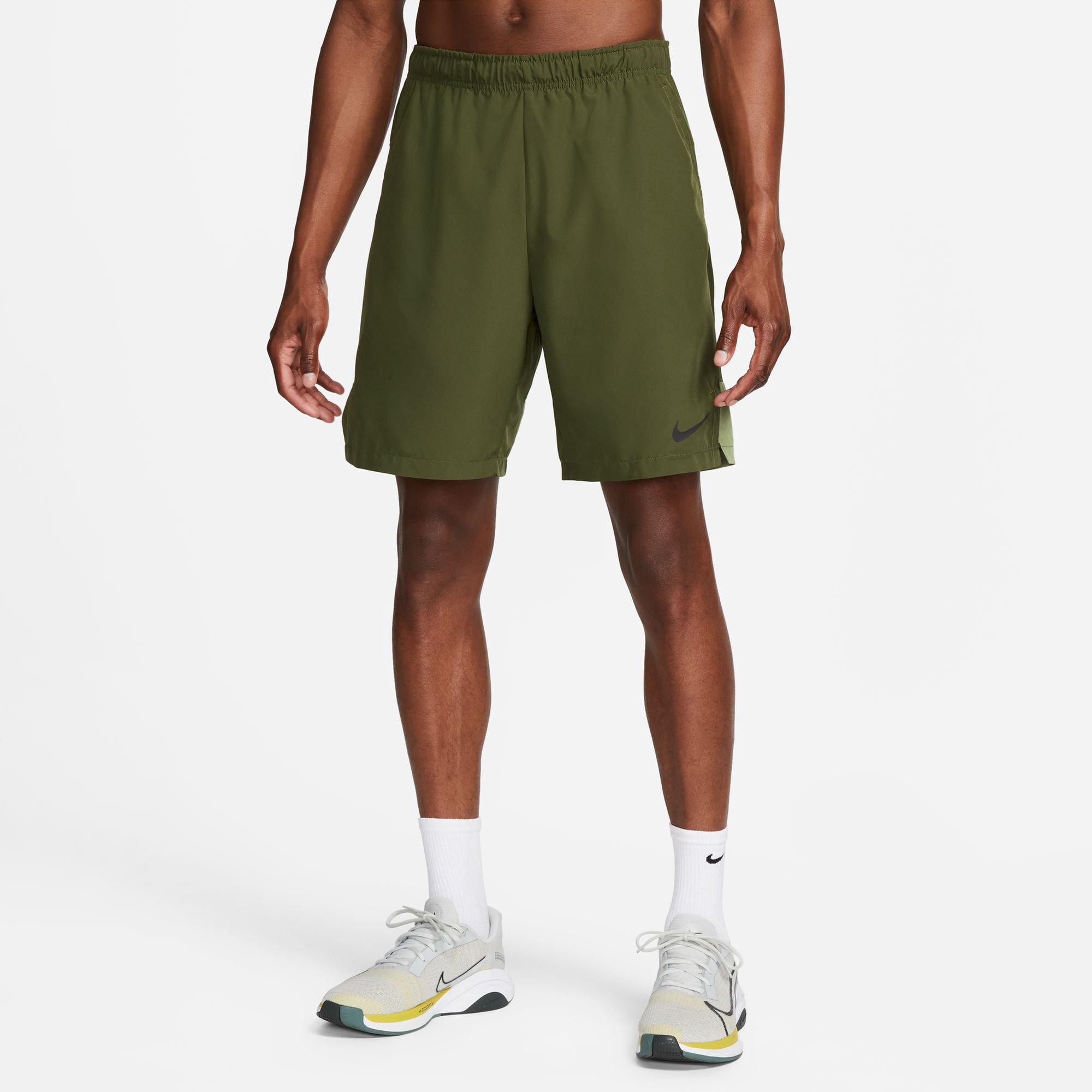 Dri-Fit Woven 9in Shorts Hombres Oliva, Verde compra online | Tennis-Point