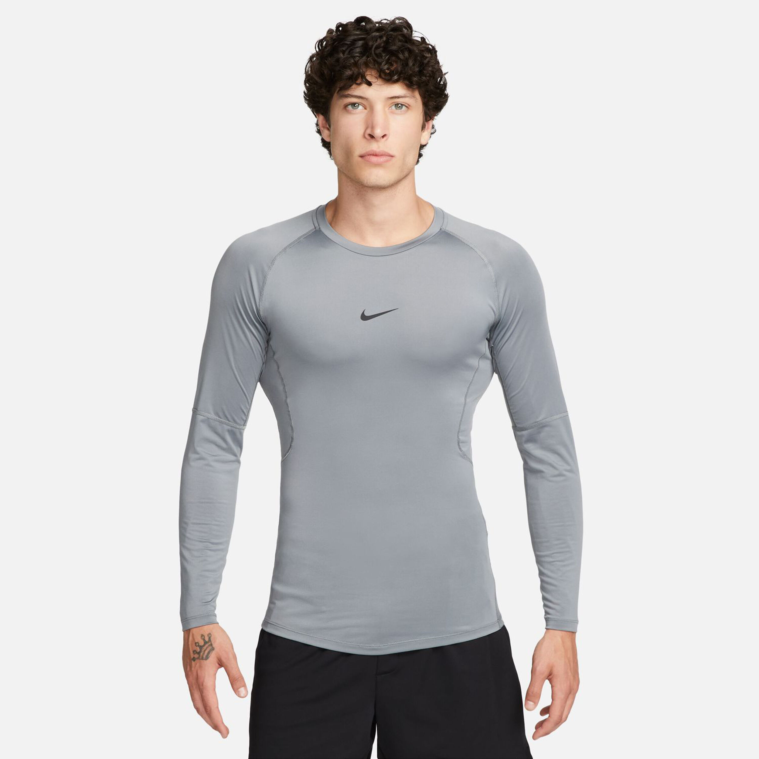 Buy Nike Pro Camiseta De Manga Larga Hombres Gris Claro online Tennis Point ES