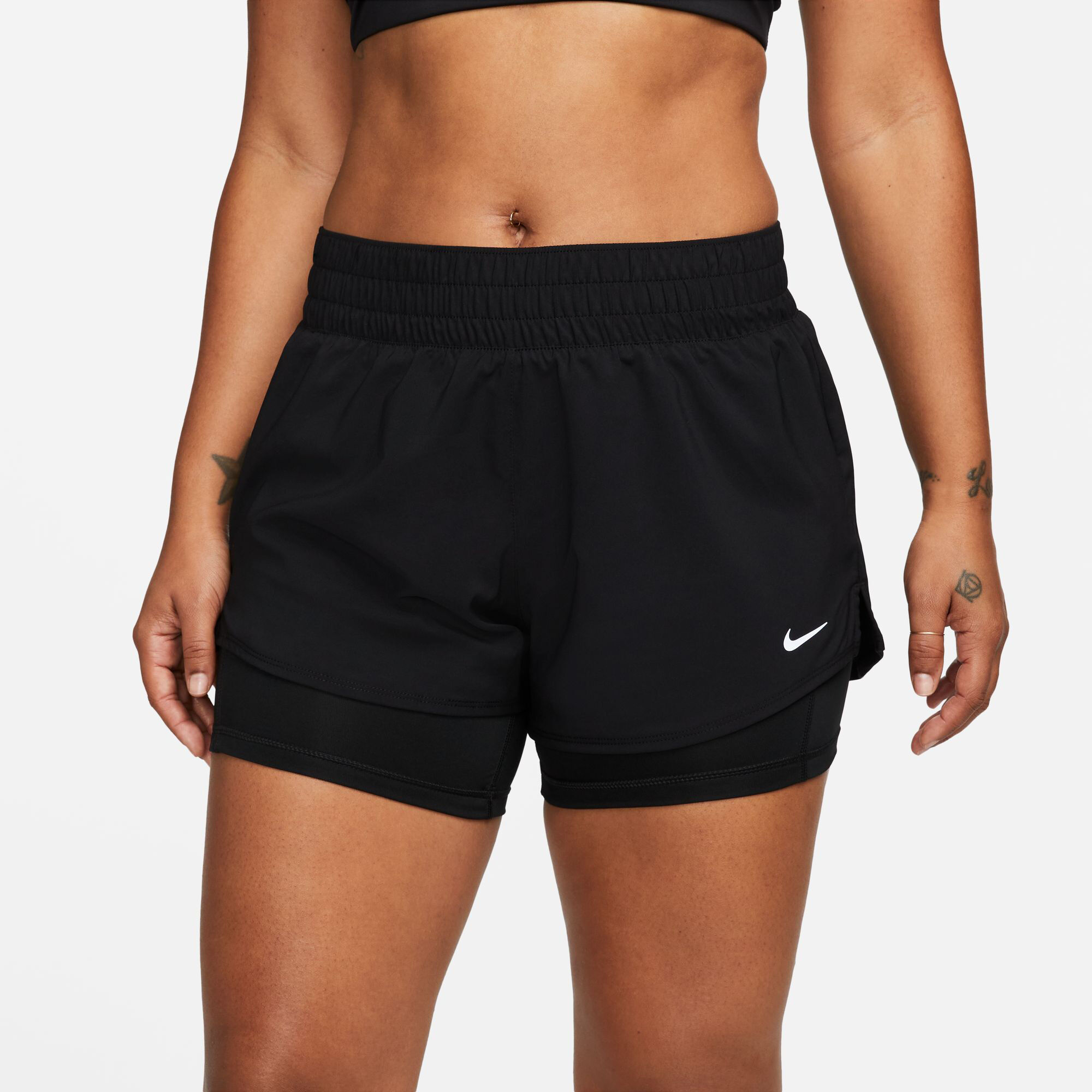 pantalon corto nike 2 en 1 mujer