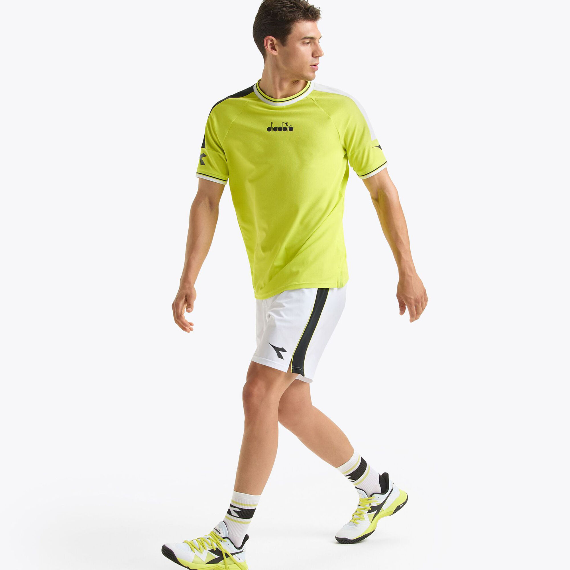 Diadora