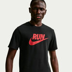 Ropa Nike Nike Run Swoosh Camiseta de running Hombres - negro, rojo
