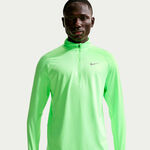 Ropa Nike Nike Stride Half-Zip Camiseta de running Hombres - verde claro, plateado