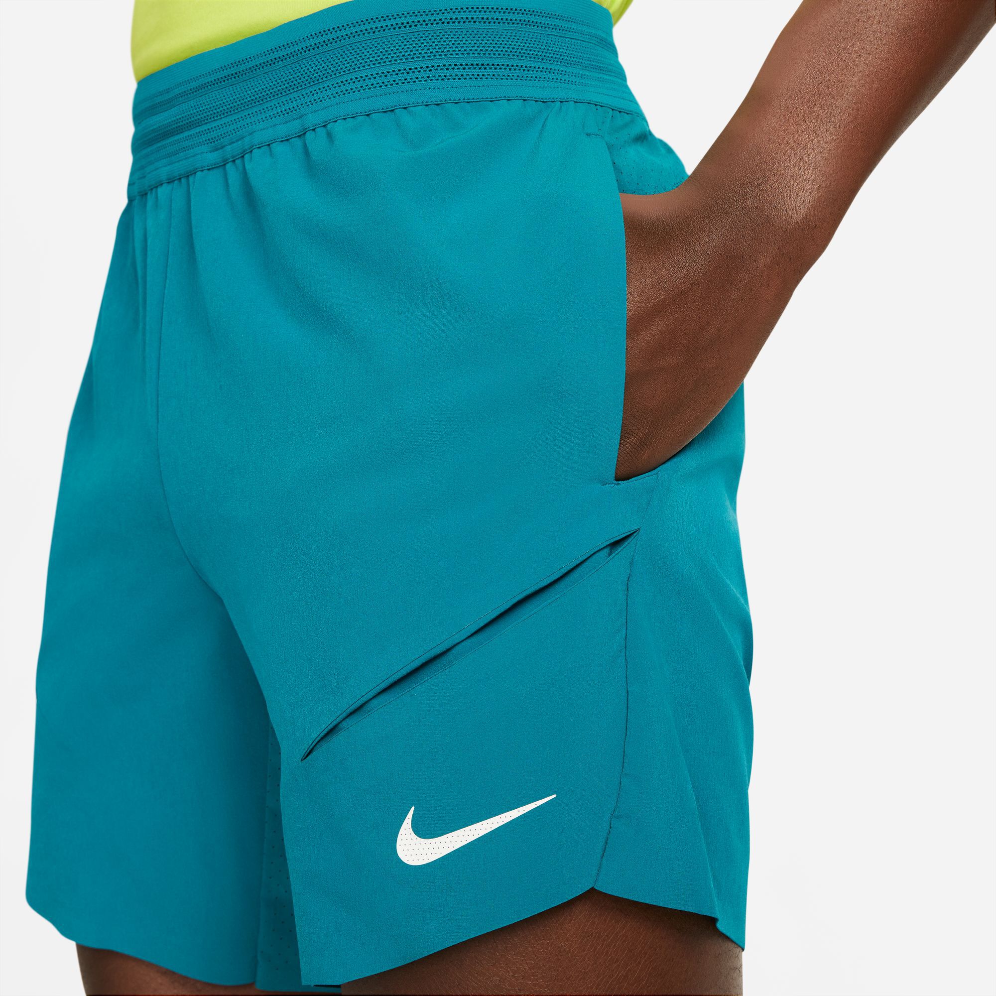 Nike Rafael Nadal Court Advantage Dri-Fit 7in Shorts Hombres Turquesa compra online | Tennis-Point