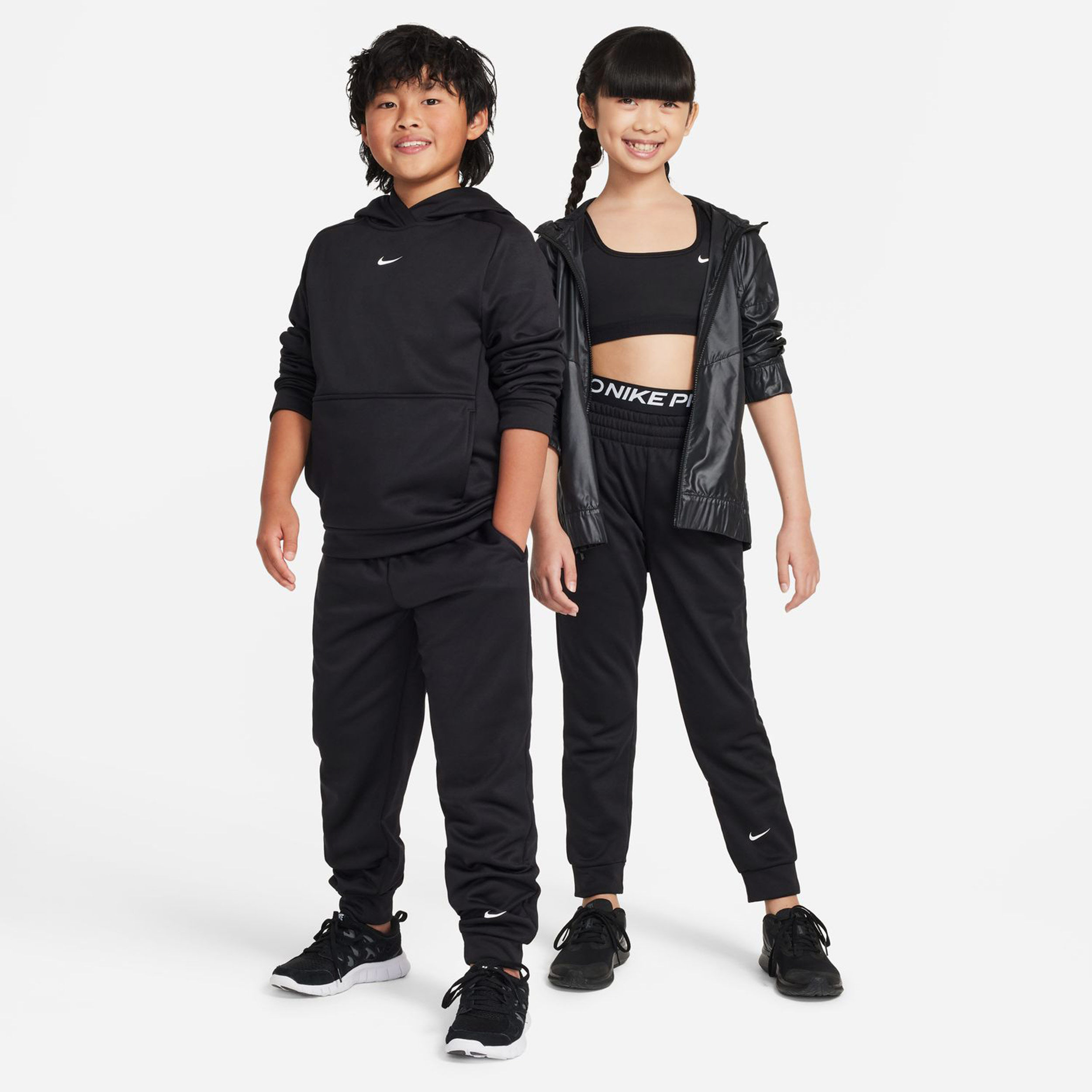 Buy Nike Multi Jogger Pantalon De Entrenamiento Ninos Negro online Tennis Point ES